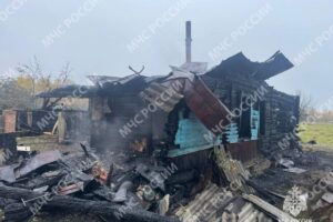 Обугленное тело мужчины обнаружили в сгоревшем доме под Стародубом