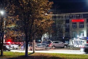 Иномарки раскидало на Московском проспекте у брянского Сельмаша