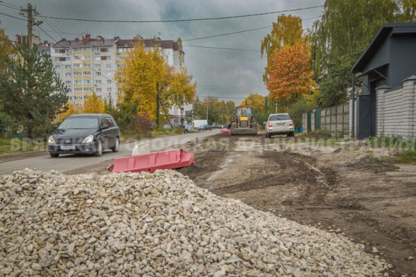 Под улицей Куйбышева в Брянске прокладывают водоотведение